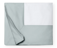 Load image into Gallery viewer, Casida Bedding Set
