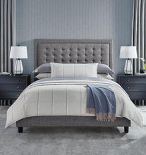 Load image into Gallery viewer, Tronto Bedding Set
